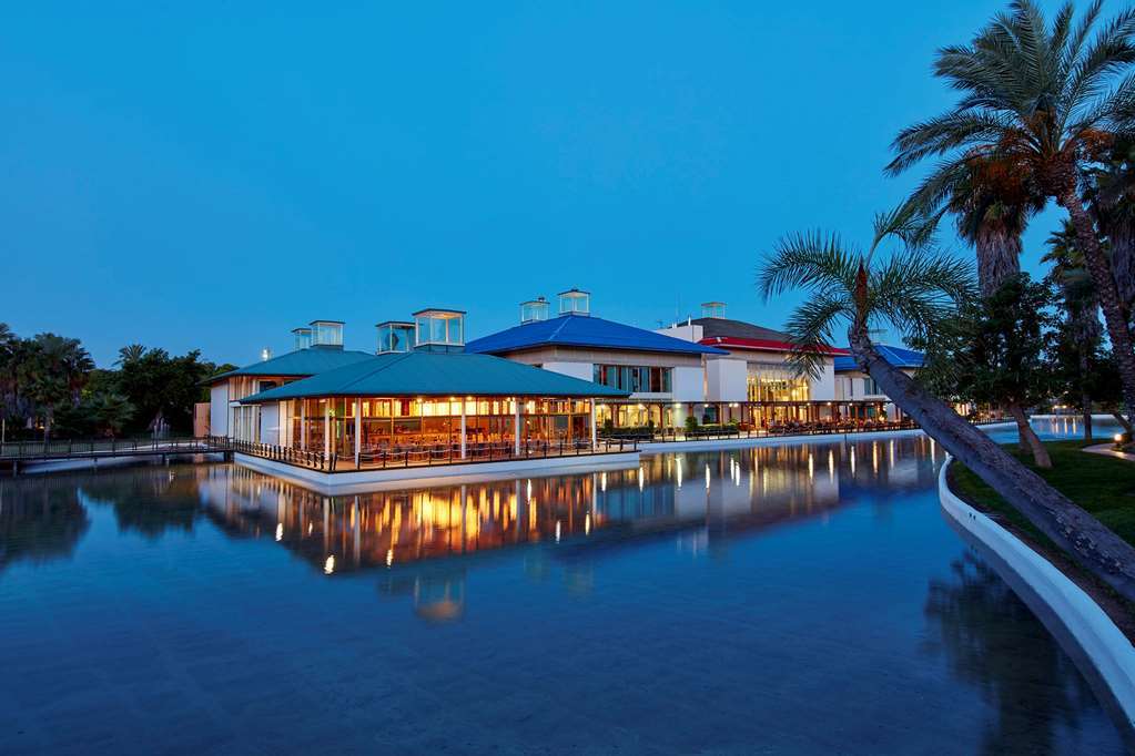 Portaventura Hotel Caribe - Includes Unlimited Access To Portaventura Park & 1 Access To Ferrari Land 살루 외부 사진